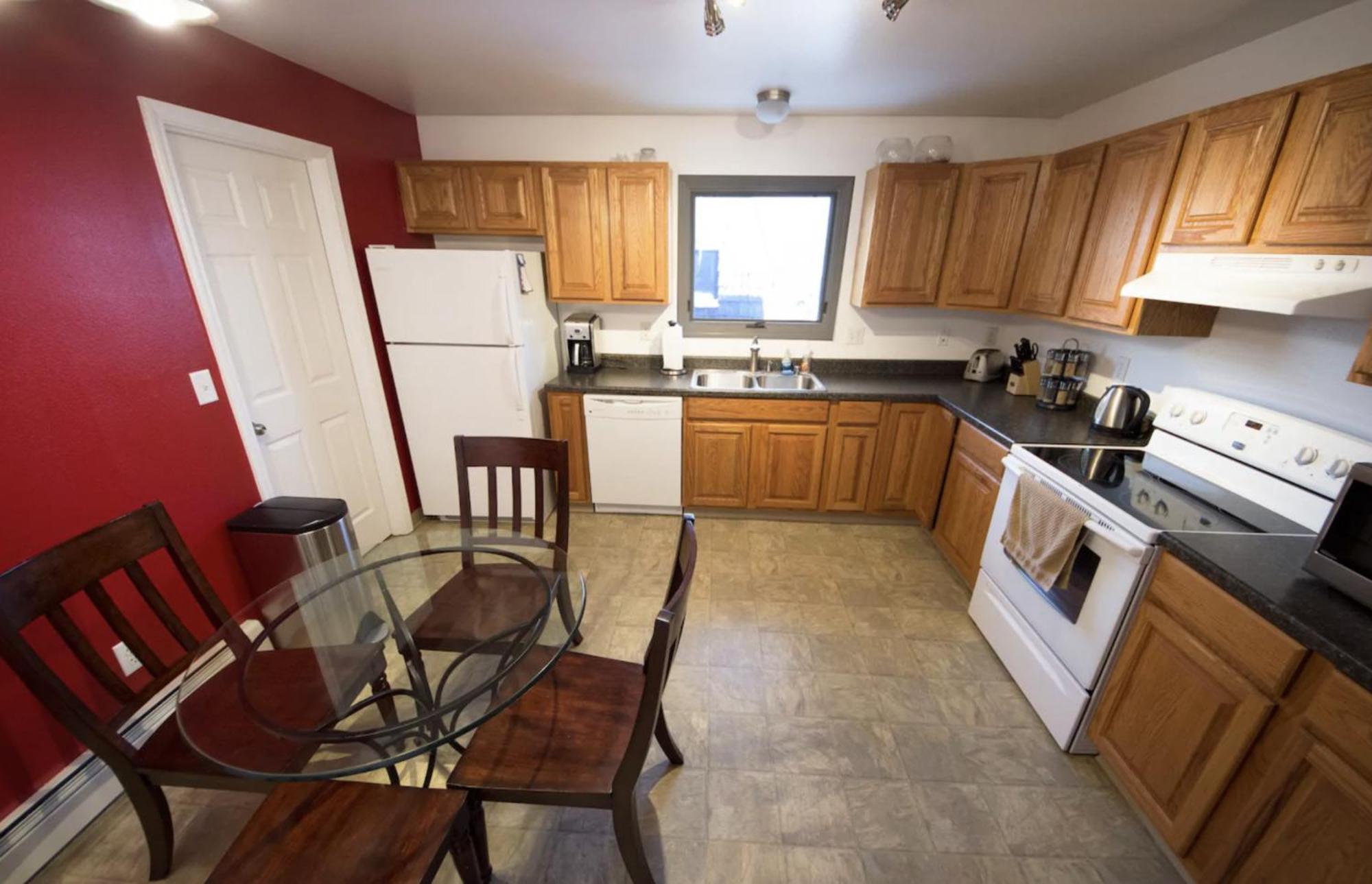 Stay Anchorage! Furnished Two Bedroom Apartments With High Speed Wifi Phòng bức ảnh