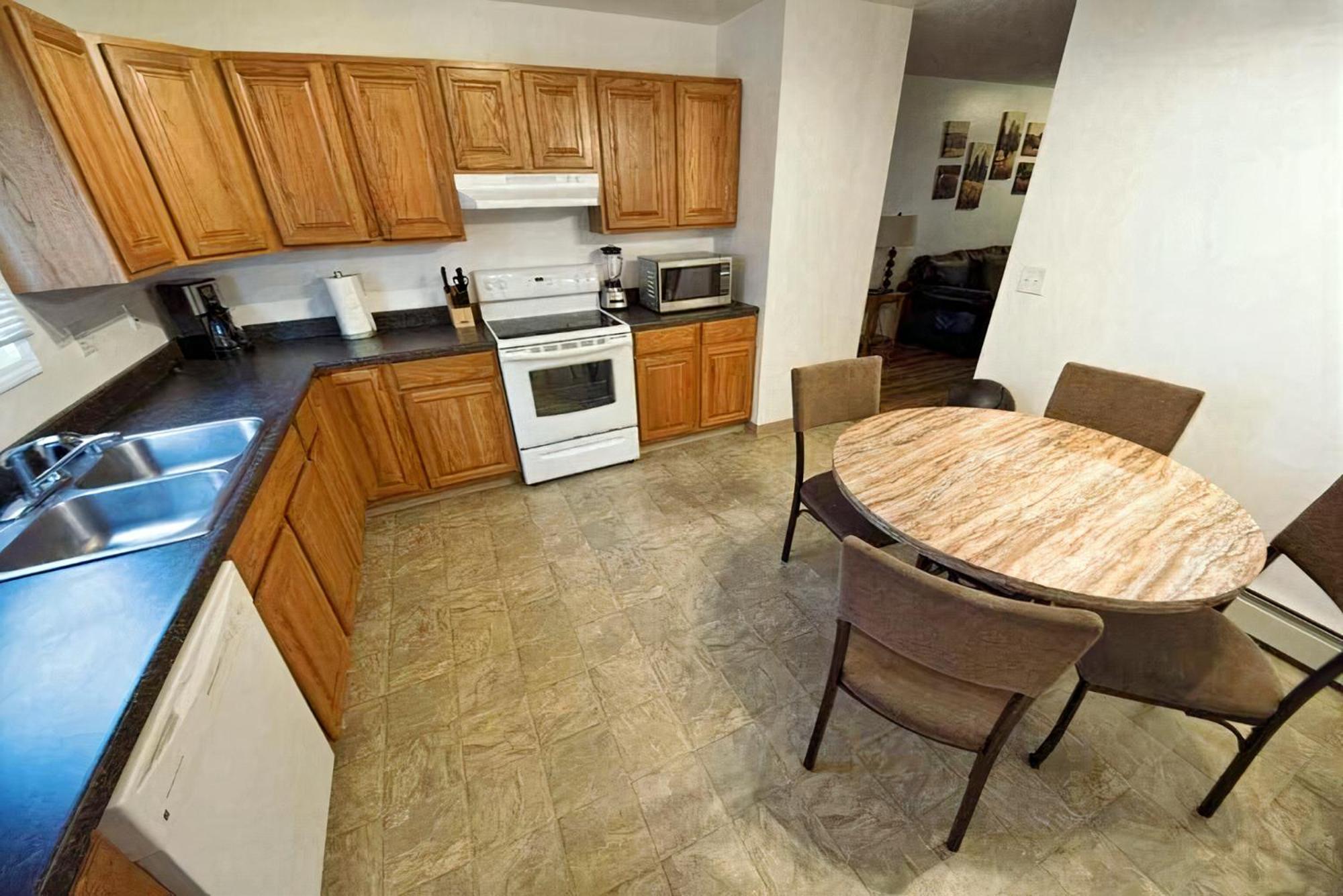 Stay Anchorage! Furnished Two Bedroom Apartments With High Speed Wifi Phòng bức ảnh
