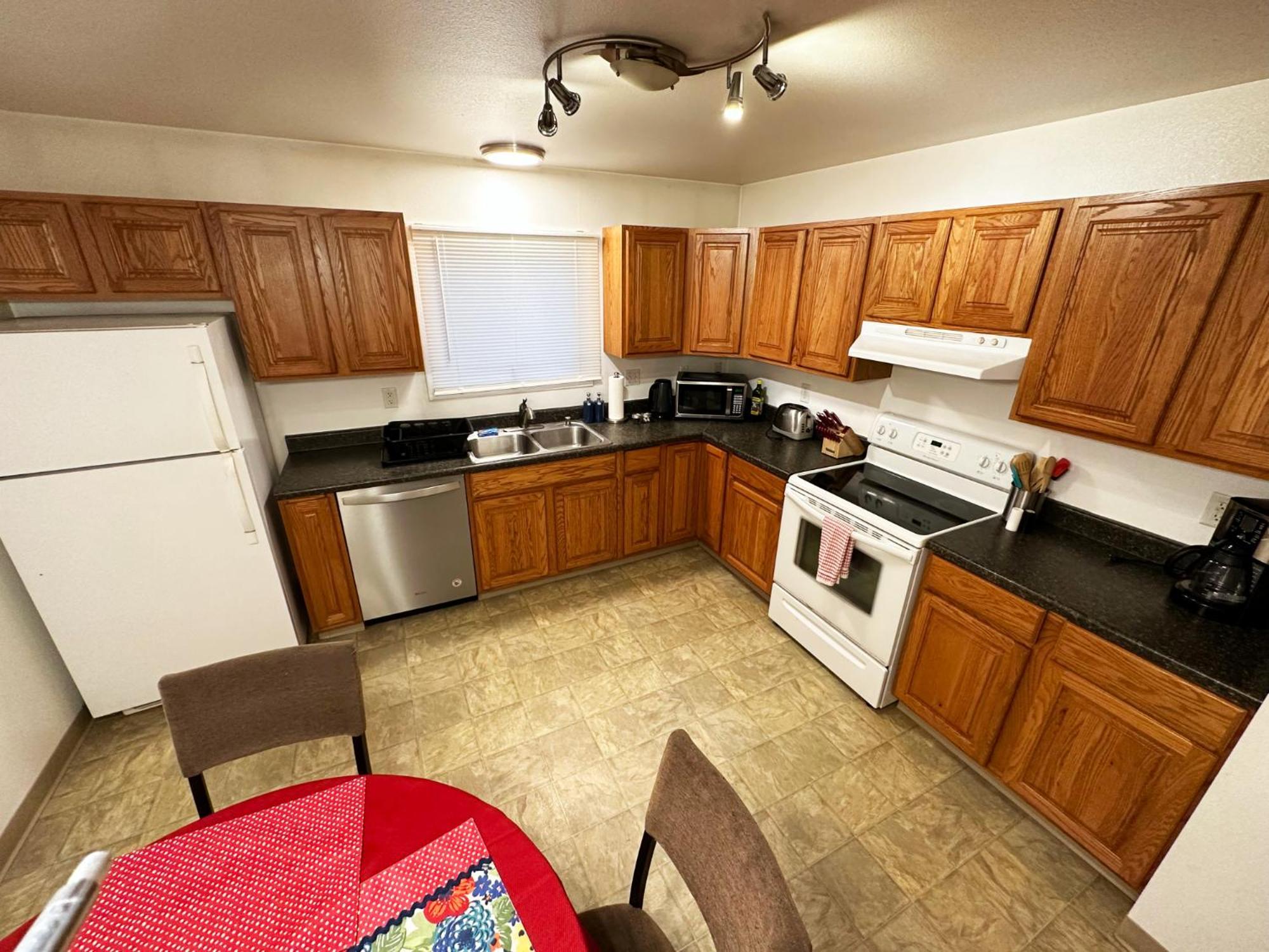Stay Anchorage! Furnished Two Bedroom Apartments With High Speed Wifi Phòng bức ảnh